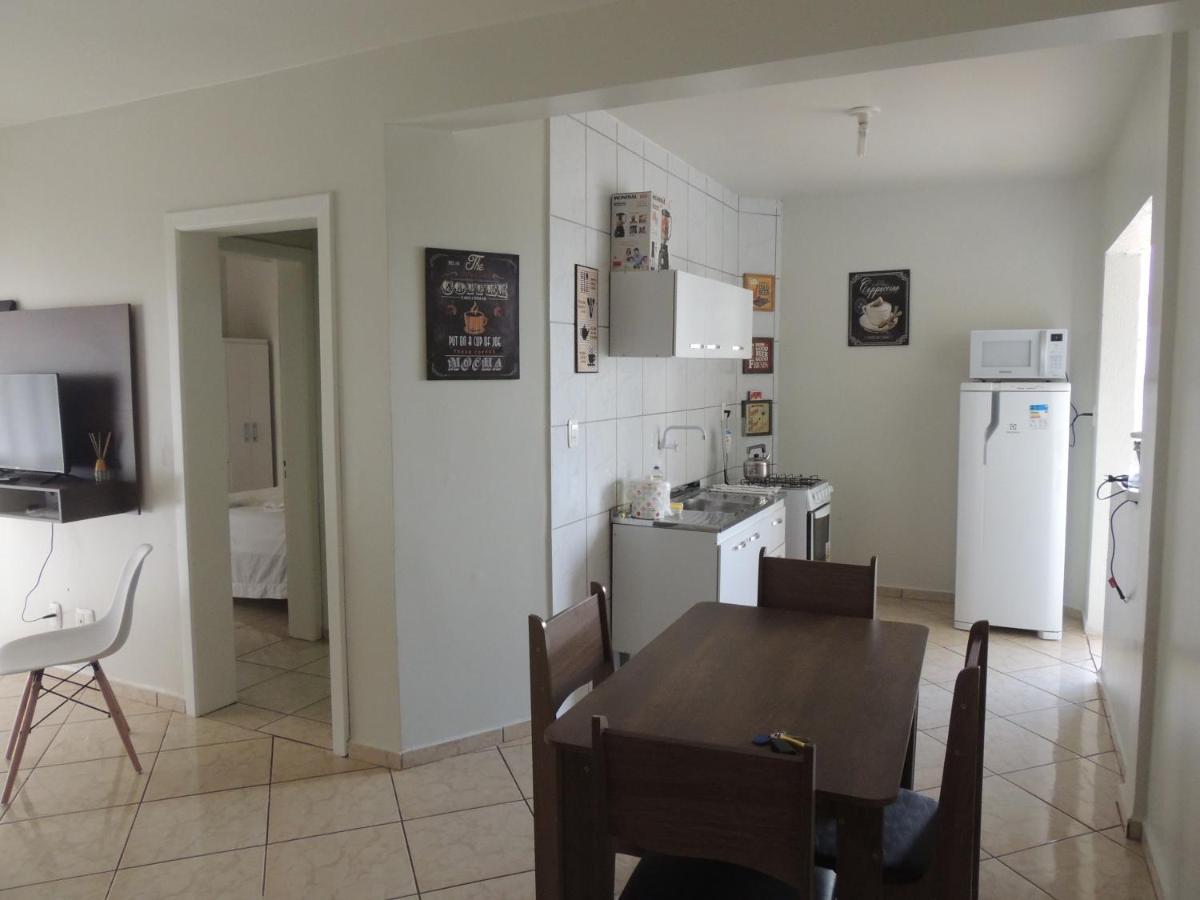 Apartamento Mobiliado Com Garagem Appartement Chapecó Buitenkant foto